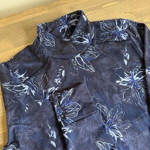 Columbia Womens Medium Blue Floral UPF 50 Weekend Adventure‎ Pullover Pockets